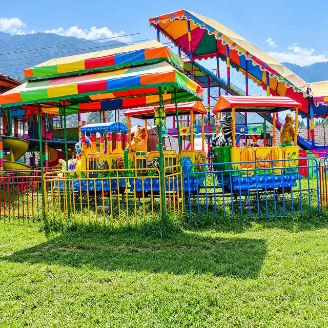 Juegos mecánicos para niños